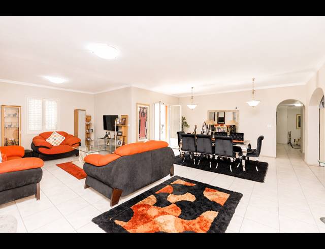 3 BEDROOM TOWNHOUSE FOR SALE IN MUSGRAVE